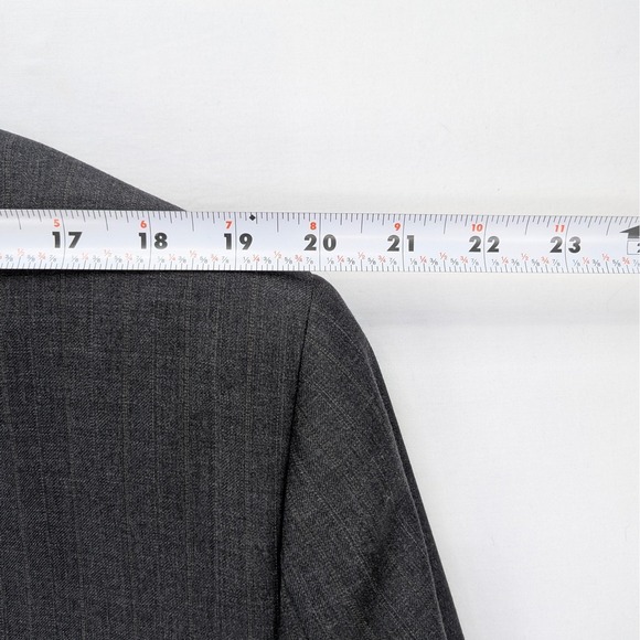 🧥 Jos A. Bank Signature Wool Blazer | Charcoal Gray | 44R - Picture 10 of 15
